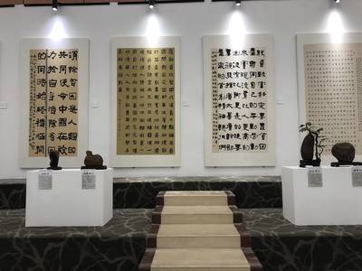 藝術(shù)家親歷廣東脫貧攻堅(jiān):百年古榕下,小漁村化身國(guó)際貨運(yùn)港